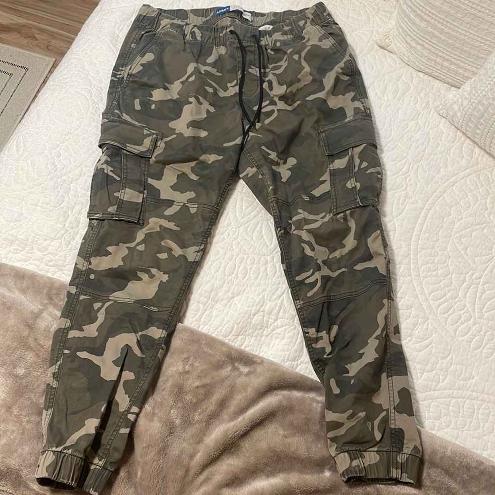 Camouflage cargo pants